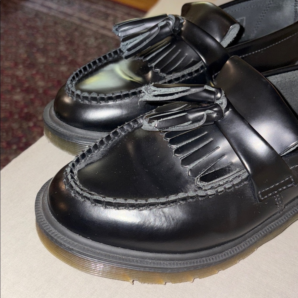 Unisex Dr. Martens Adrian Unisex Tassel Loafers size 5 Ladies Like New - Picture 15 of 15